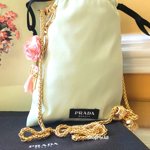 Prada draw string pouch - Picture 3 of 14